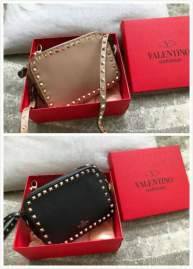Picture of Valentino Handbags _SKUfw95022021fw